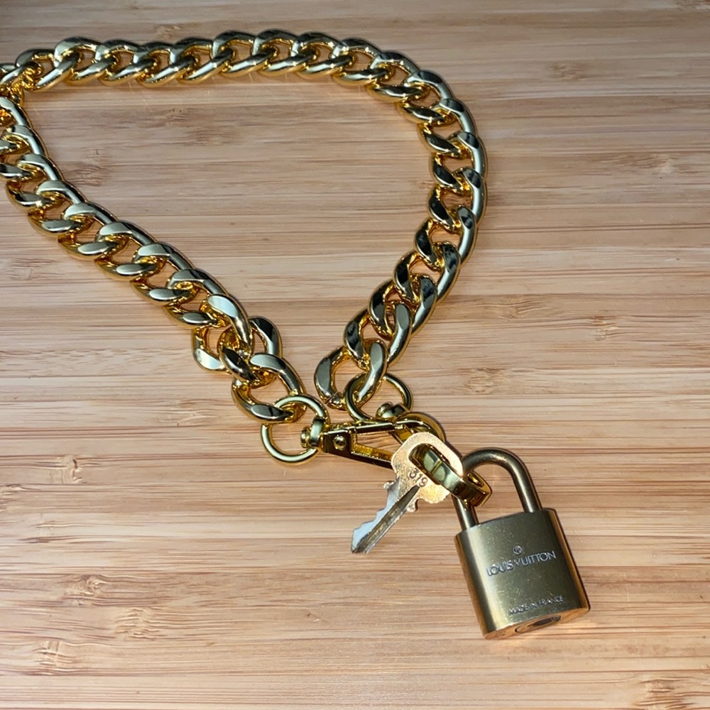 Louis Vuitton Padlock And Key - Picture 6 of 7